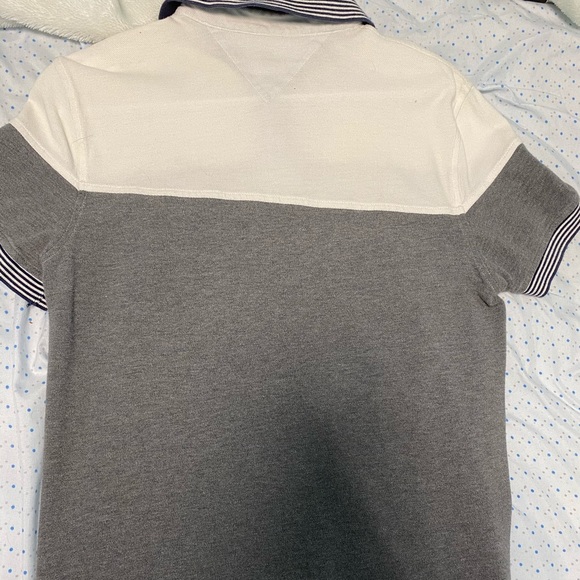 Men’s Tommy Hilfiger Grey and White Polo - Picture 3 of 3